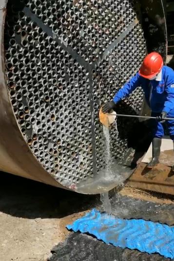 高壓清洗機對換熱器進行定期清洗